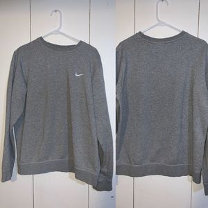 Men’s Large NIKE Crewneck